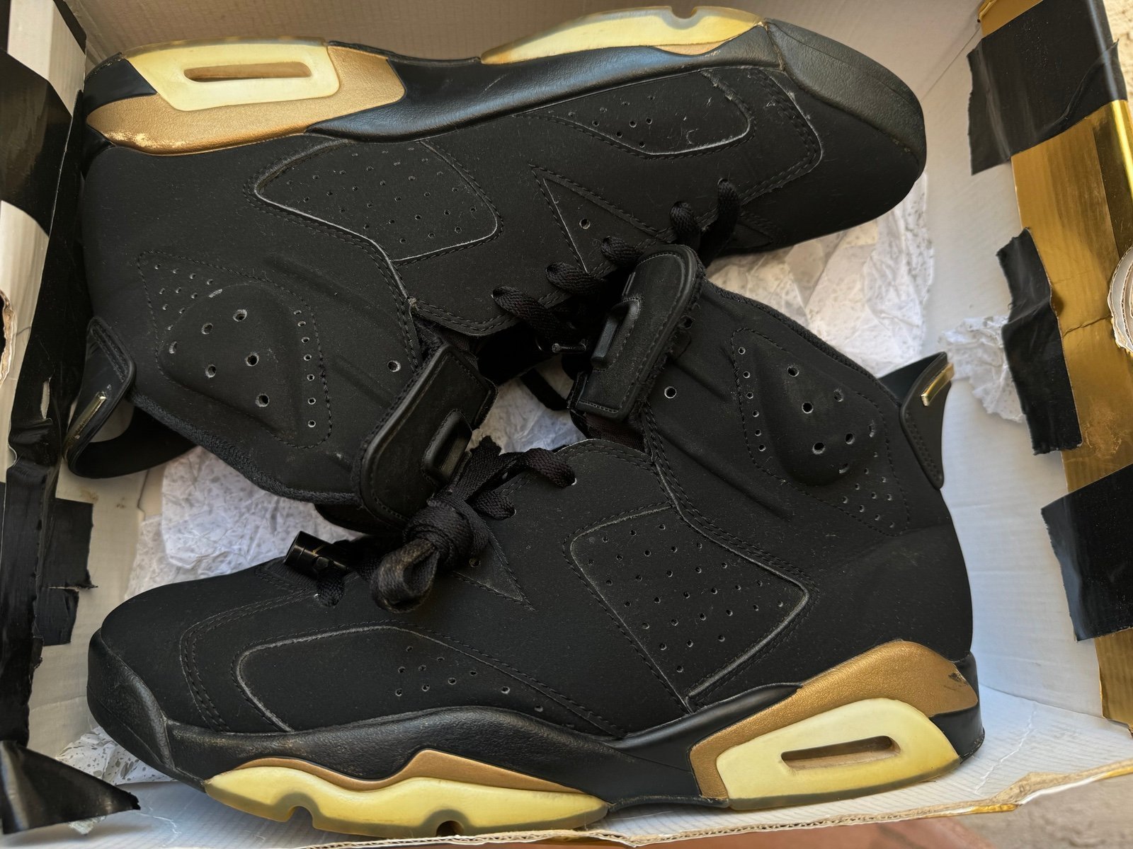 Jordan 6 Retro DMP 11.5M *Damaged Box*