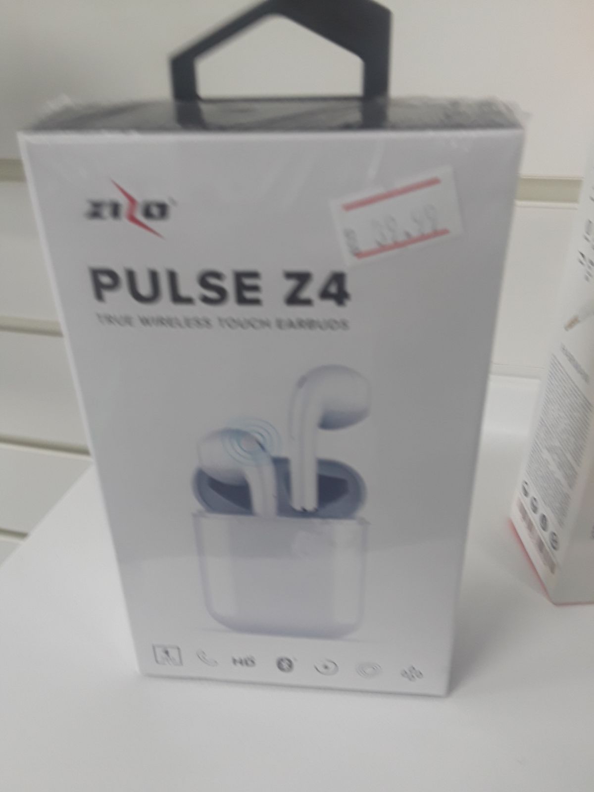 Pulse Z4 headphones