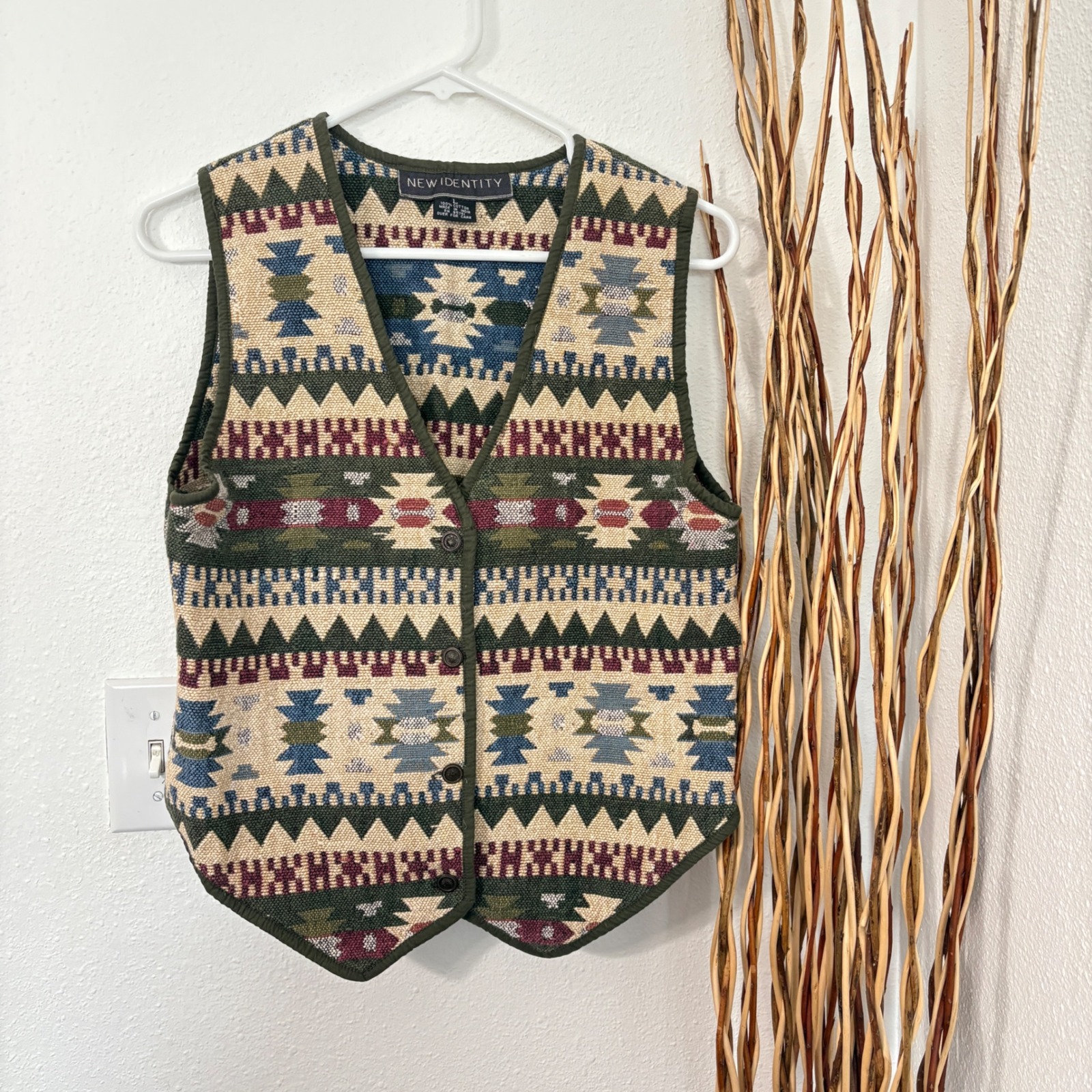 New Indentity Vintage 90s Southwest Tapestry Buttons Vest Waistcoat Large