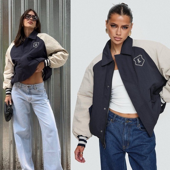 NWT Lioness Hailey Bomber in Navy Small