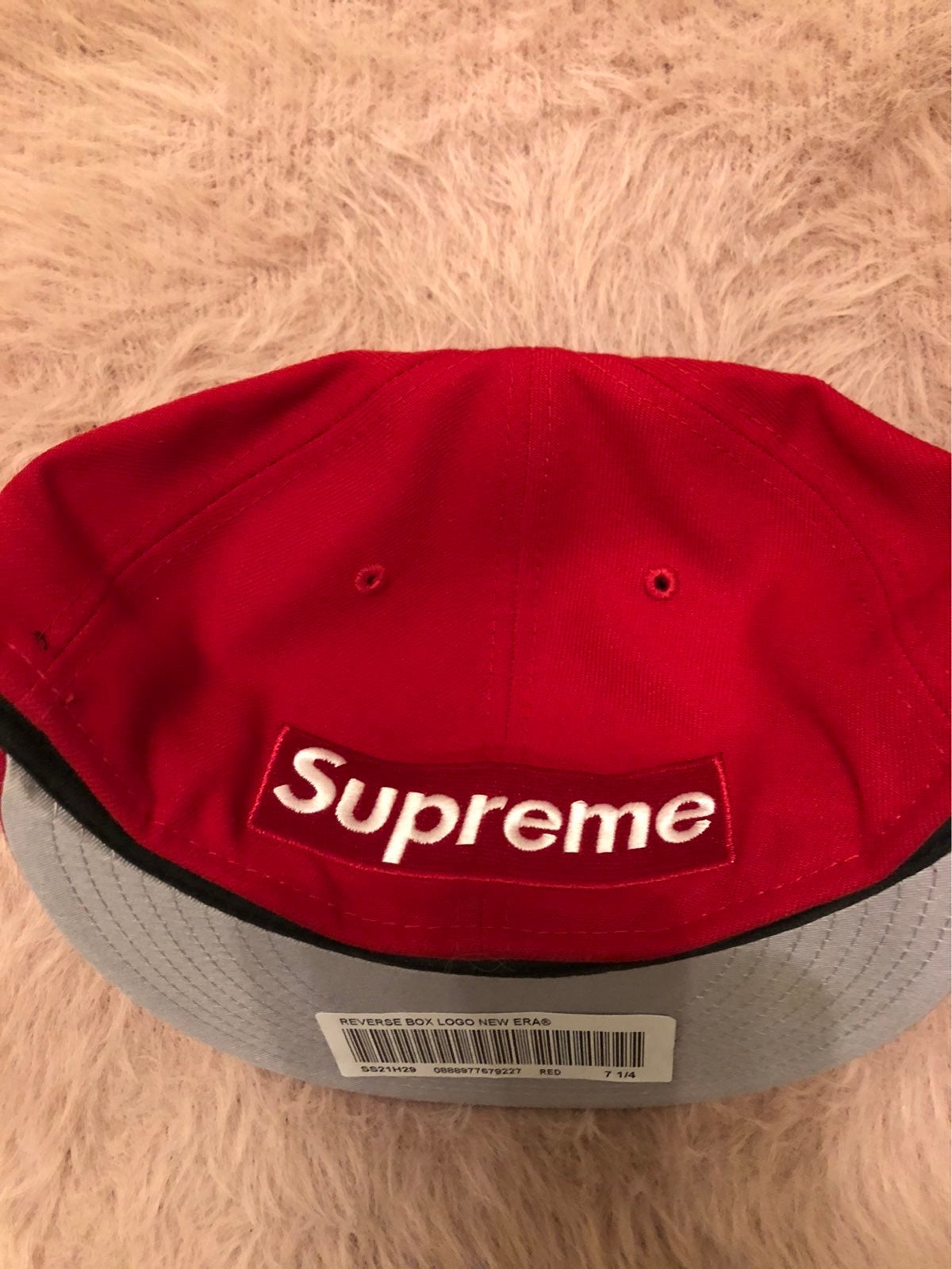 World Famous Supreme Reverse Box Logo New Era Fitted Hat