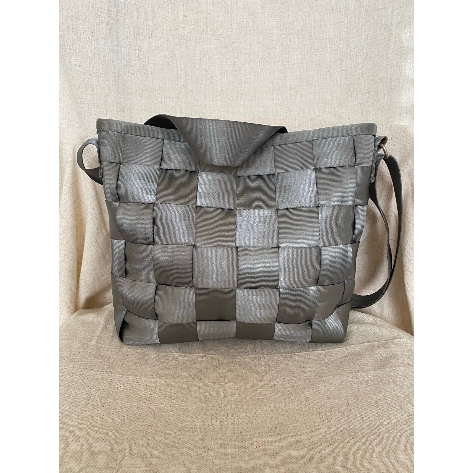 Harvey's Seatbelt Grey Tote Bag