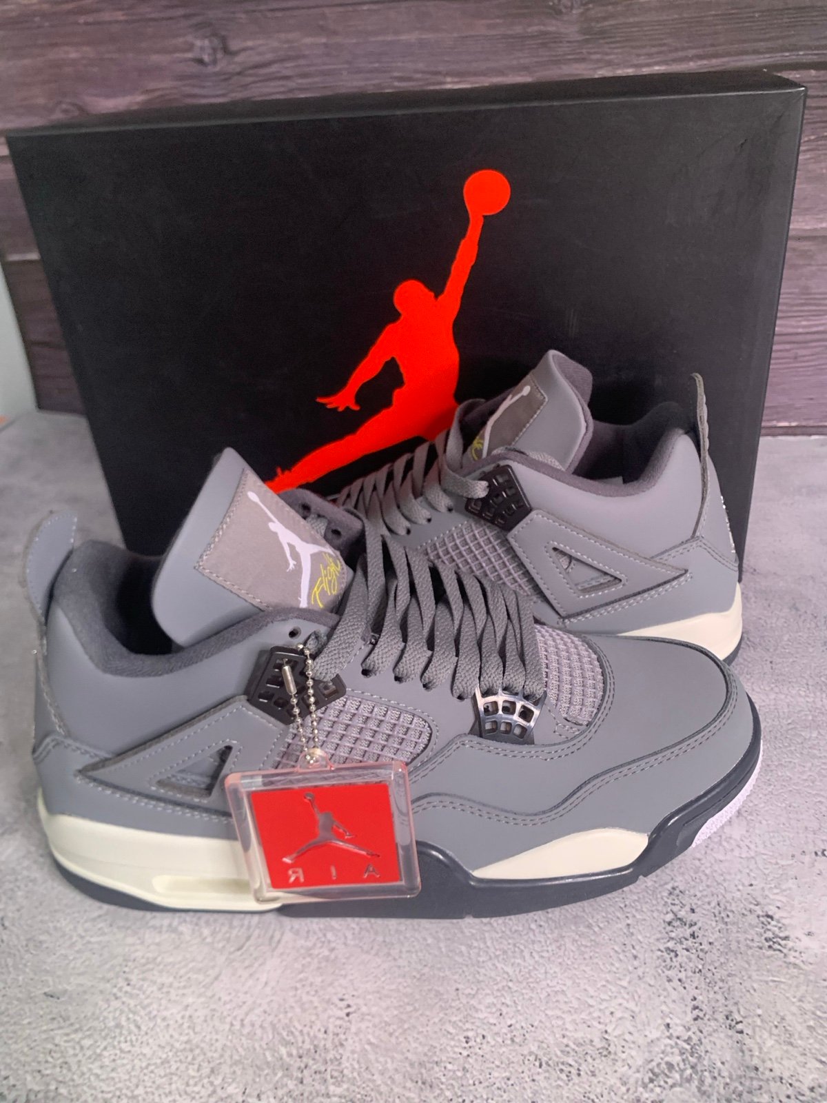 Jordan “ Cool Grey” 9.5M