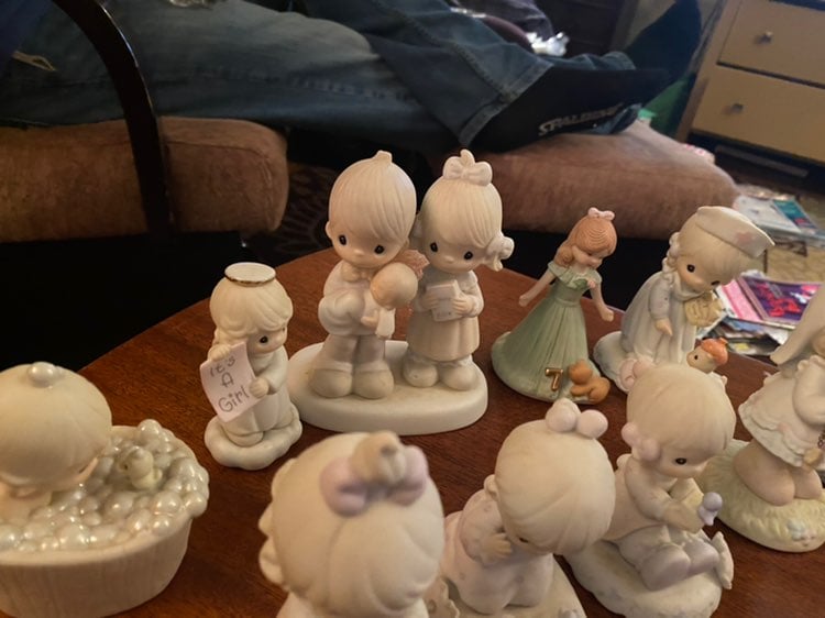 precious moments nativity