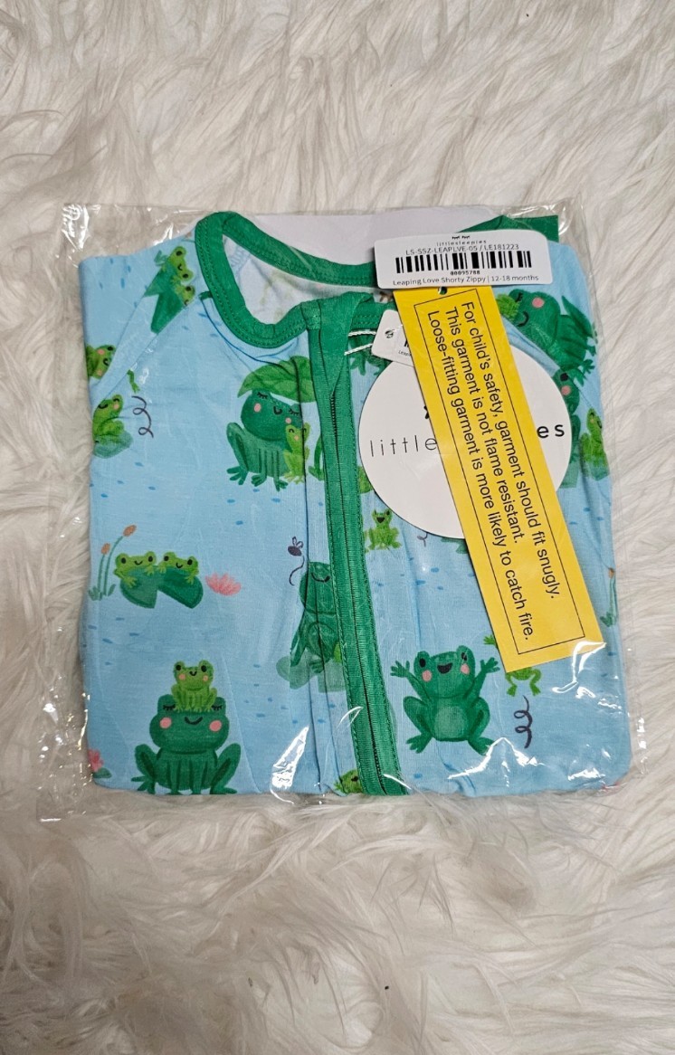 Little Sleepies LEAPING LOVE FROG Shorty Zippy 12-18 Months NIB