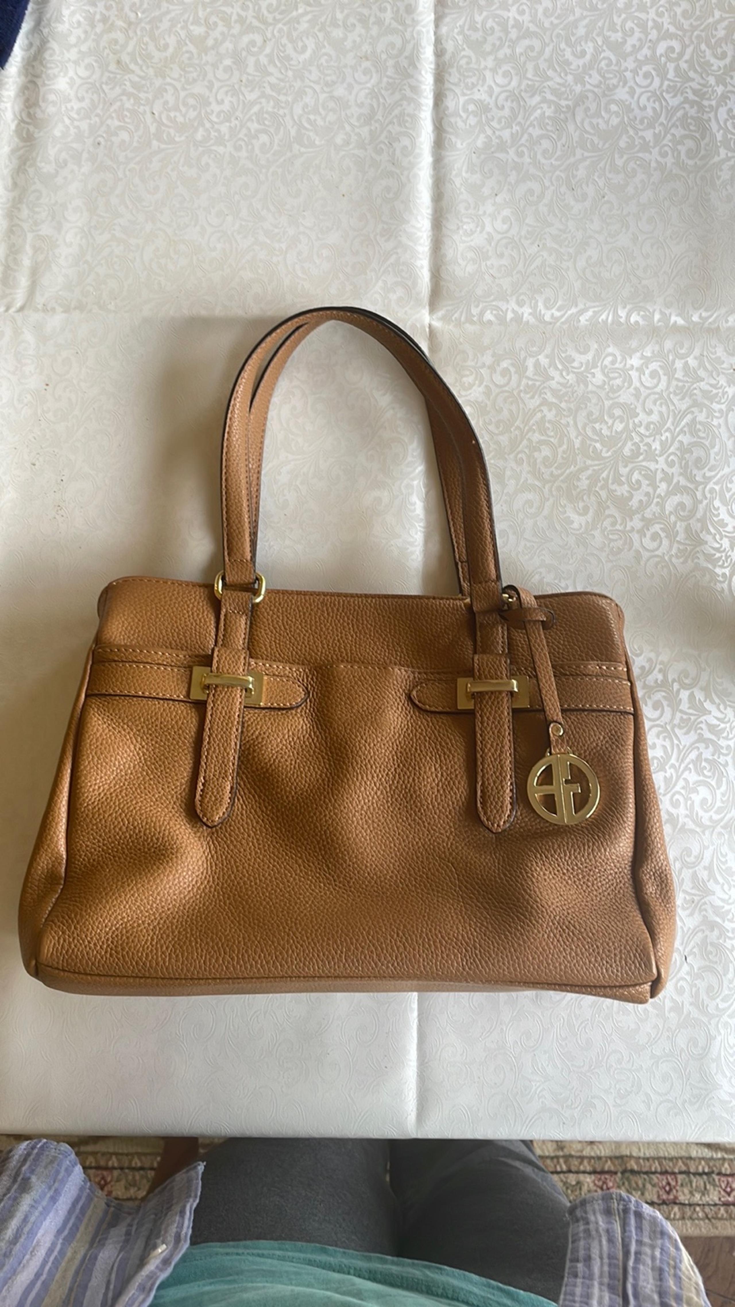 Giani Bernini Pebble Leather Tote Satchel.  Like new.  Beautiful cognac bag.