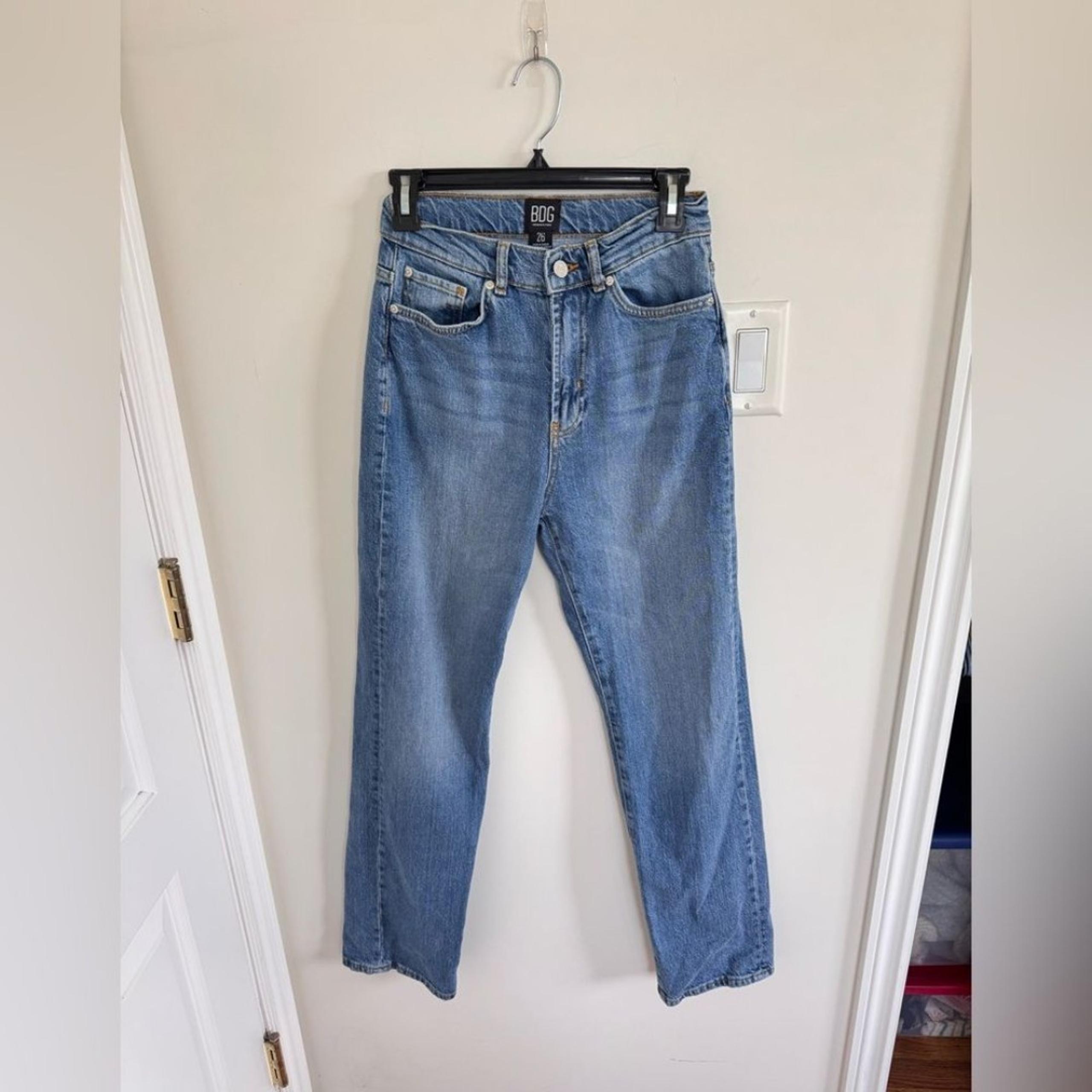 Urban Outfitters BDG Straight Leg Jeans 26