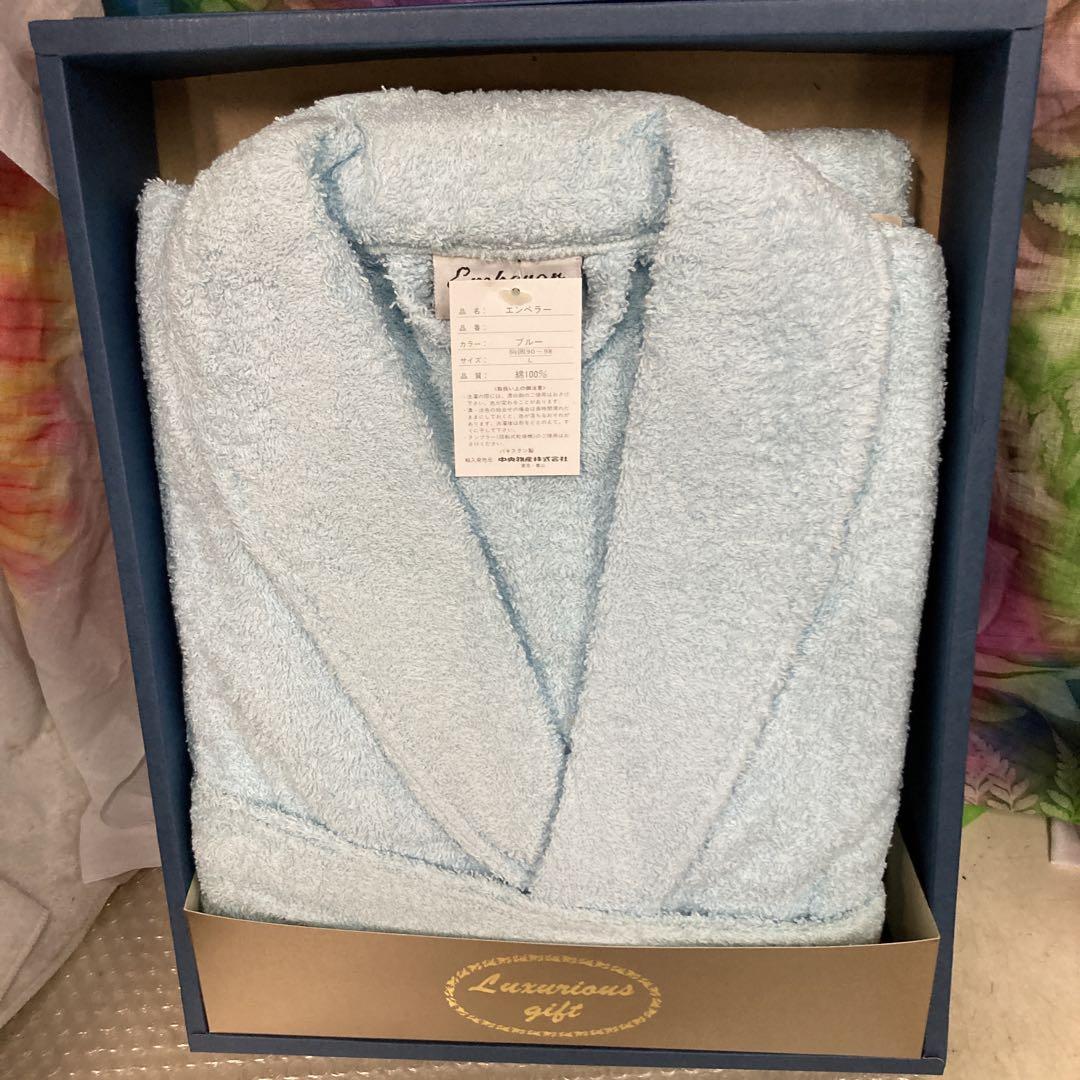 Brand new, unused bathrobe, emperor, blue, size L.