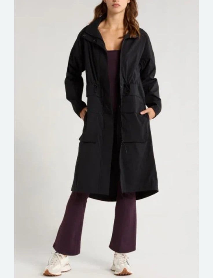 Zella NWT Step Out Water Replacement Jacket with stowaway hood
