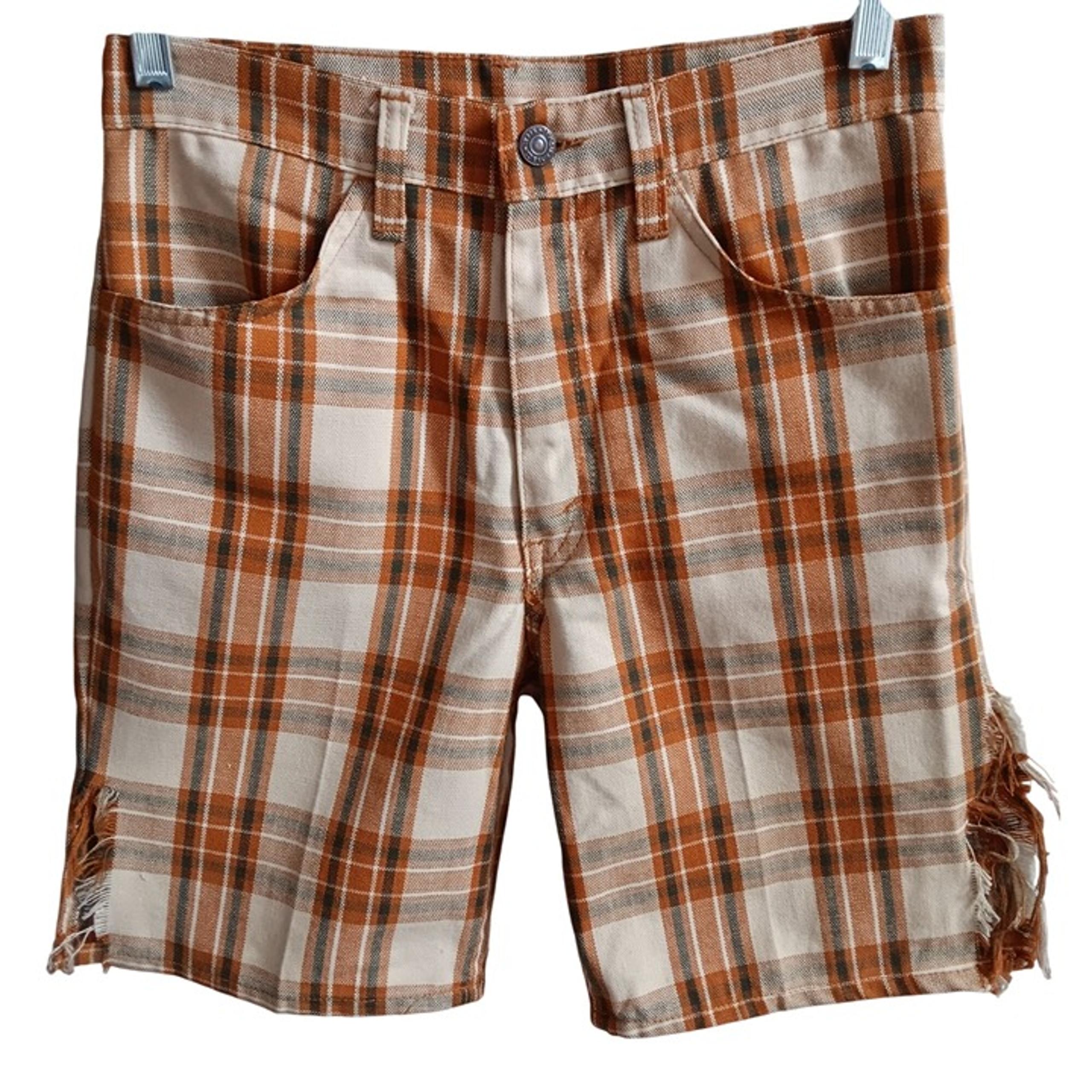 Men's 28W Vintage Levi's 1970's Big E Sta-Prest Plaid Cotton Shorts Distress USA