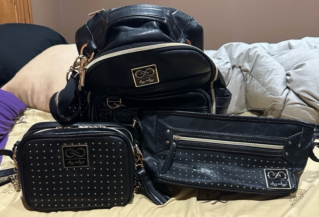 3 peice Set Itzy Ritzy Black Studded Chelsea Diaper Bag Crossbody Stroller Caddy Diapering