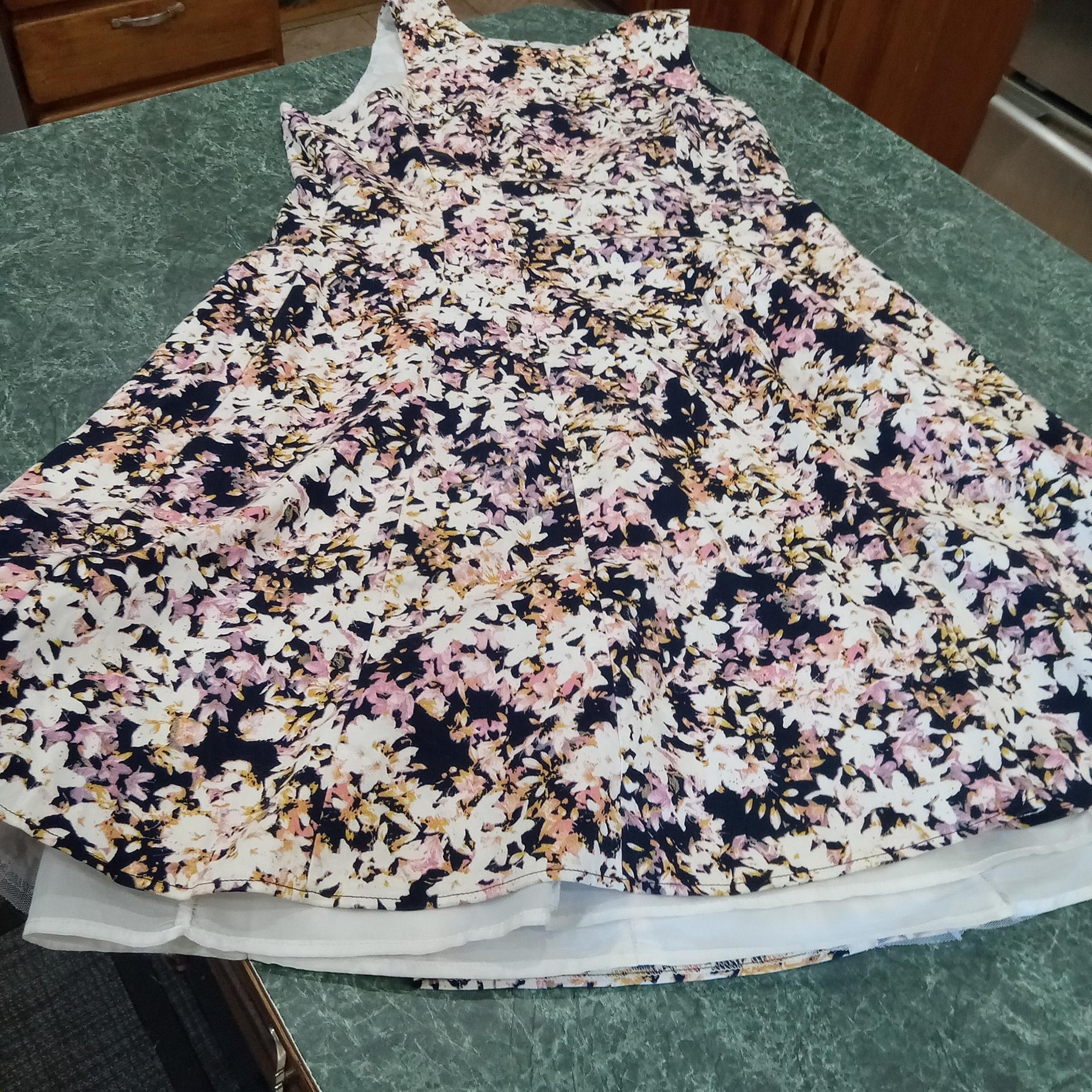 Liz Claiborne Women's Size 14 Cotton Blend Sleeveless Dress Petticoat Lined