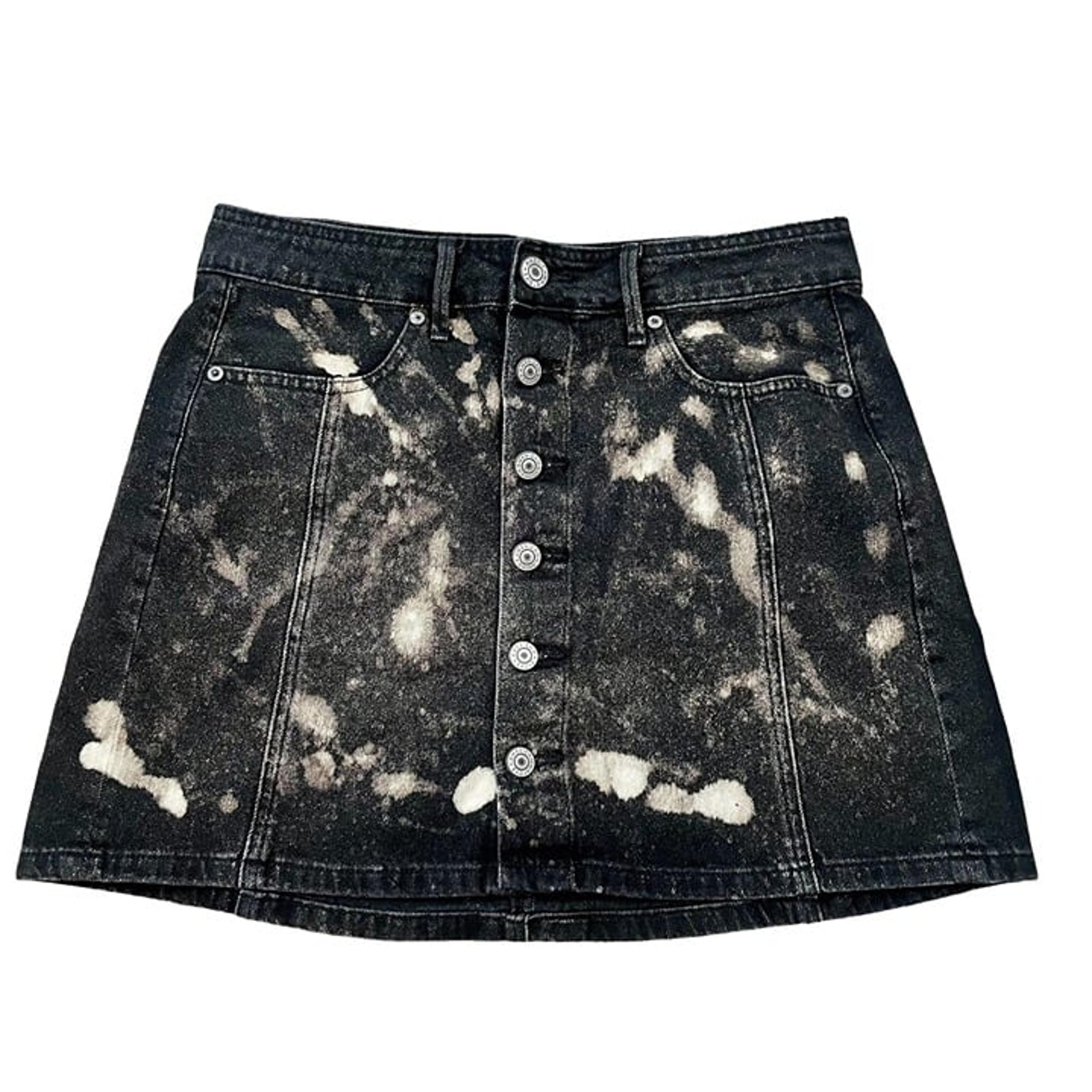 American Eagle Women's Black Denim Acid Washed Button Fly Skirt Pockets 6 Y2K,