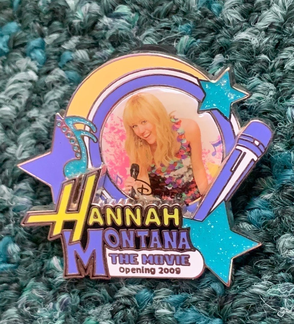 DISNEY PIN HANNAH MONTANA SINGING THE MOVIE OPENING 2009 PORTRAIT PHOTO LE 1000
