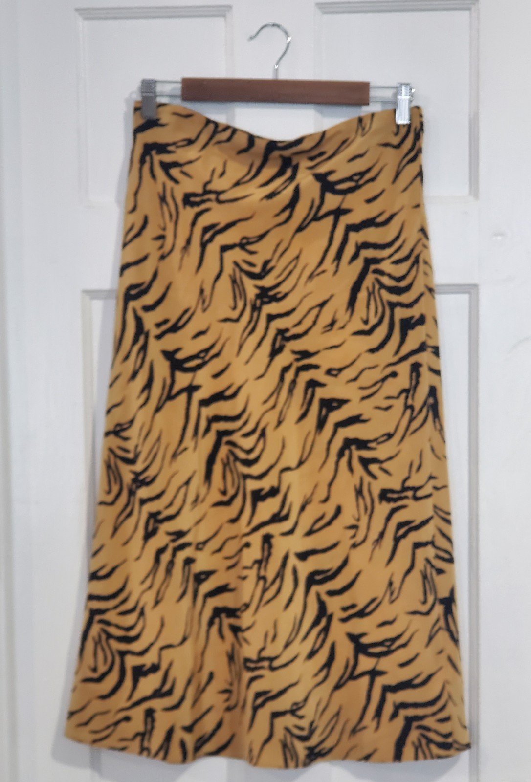 Madewell Tiger Print Skirt Size: 6