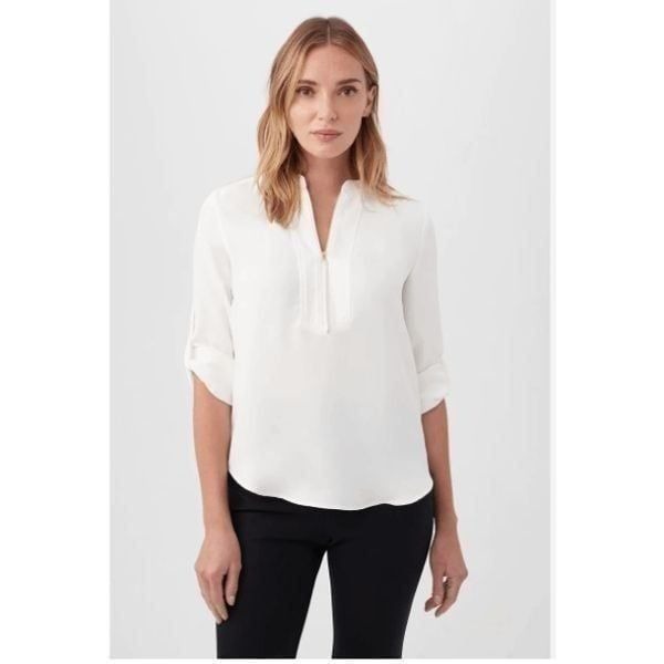 Trina Turk Ivory Kaiko Half Zip Gold Zipper Long Sleeve Relaxed Fit Pullover Blo