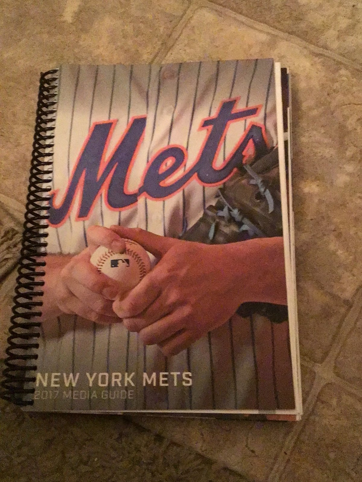 2017 NEW YORK METS SPIRAL MEDIA GUIDE CESPEDES DEGROM HARVEY SYNDERGAARD