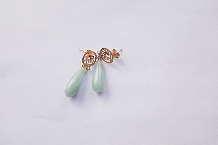 14K Gold Chinese Green Jade & Chinese Oriental Symbol Tear Drop Dangle Earrings