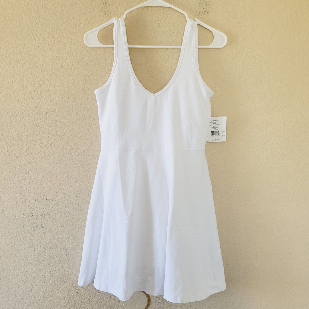 BEYOND YOGA Spacedye Movement White Dress Womens Size Small Lined Built In Bra