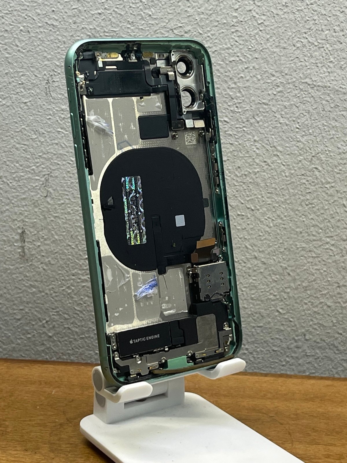 OEM Apple IPhone 11 Original Housing, Green, Good Condition \ Fast Shipping