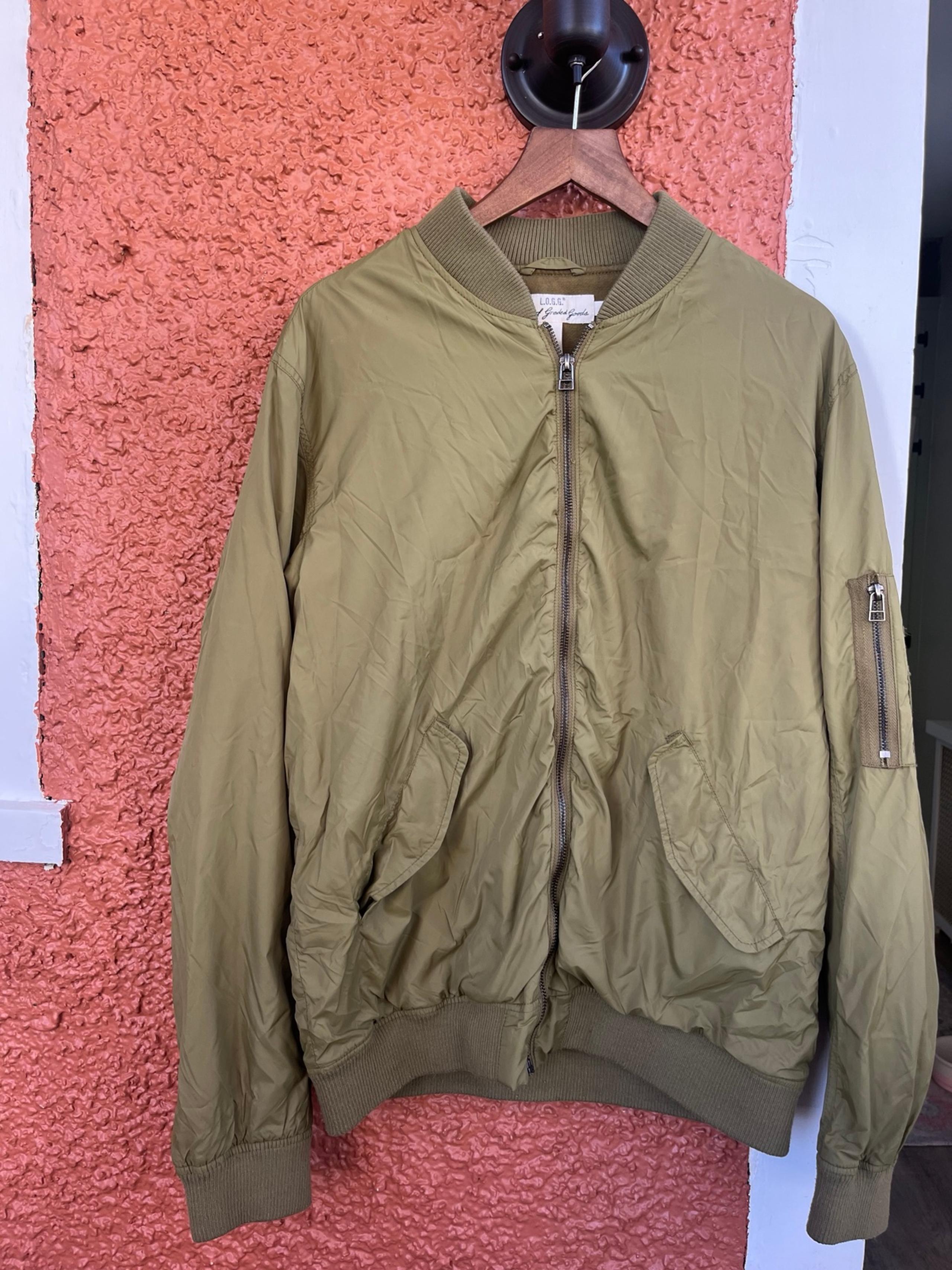 H&M L.O.G.G Nylon Bomber Jacket Pocket Zipper Olive Green Size Medium Unisex Men