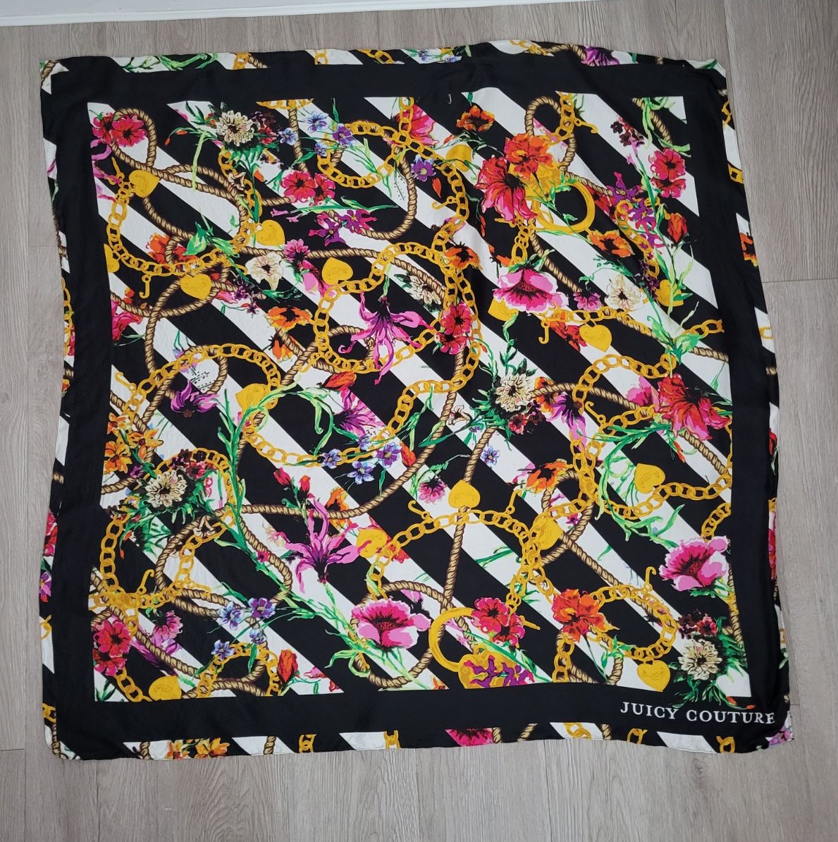JUICY COUTURE SILK SCARF