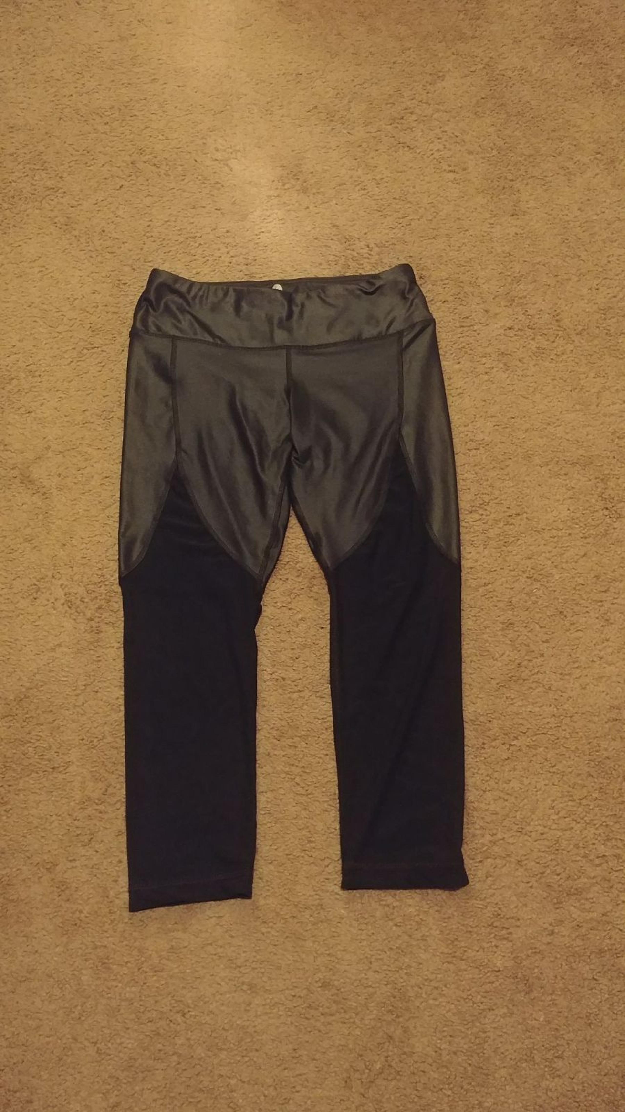 90 degrees by reflex Capri workout pants