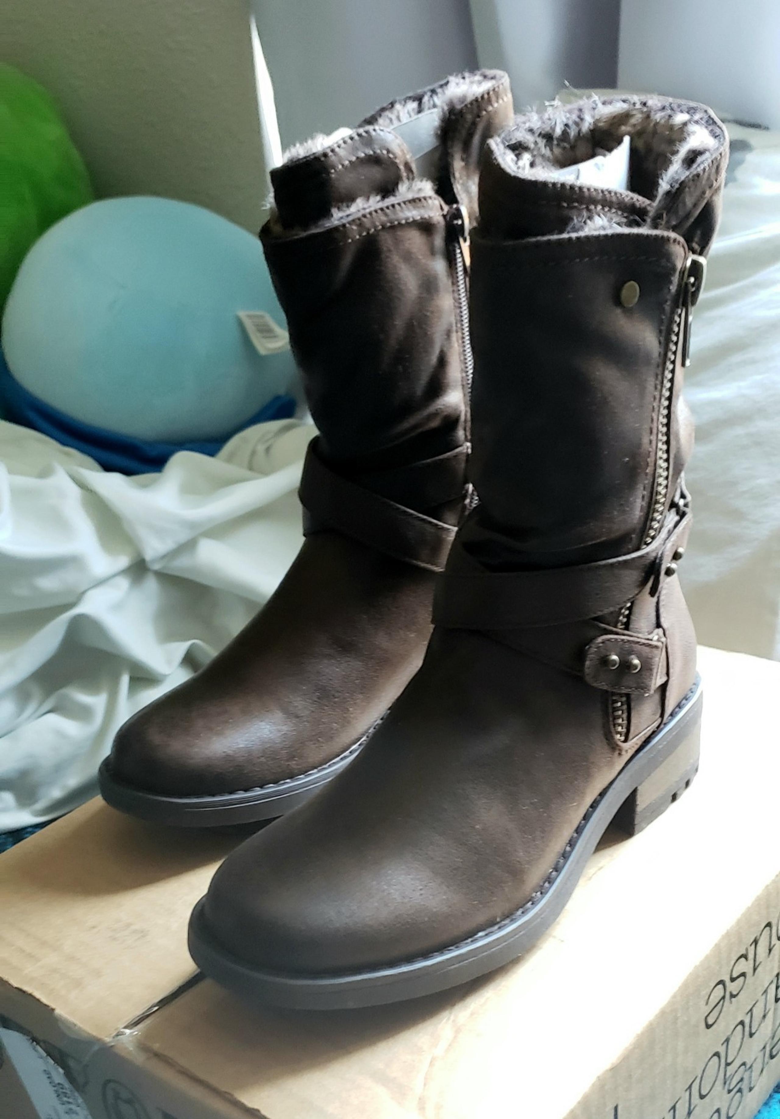 carlos santana boots