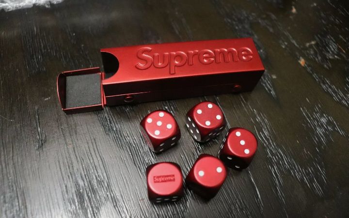 Supreme dice