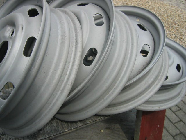 VINTAGE VW STEEL WHEELS SET OF 4