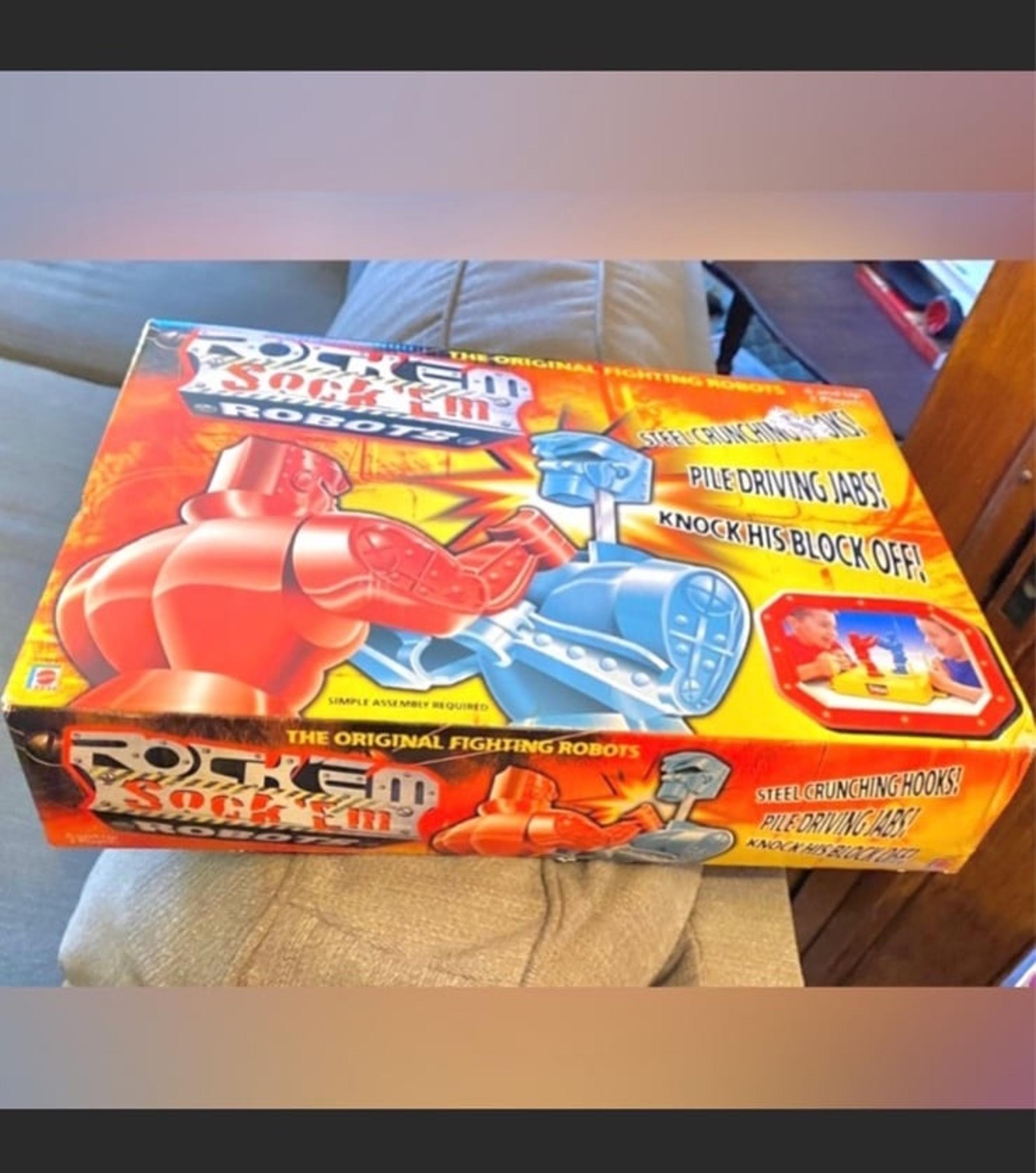 Rock Em Sock Em Robots 2001 Boxing Fighting Game Mattel 2001 NEW