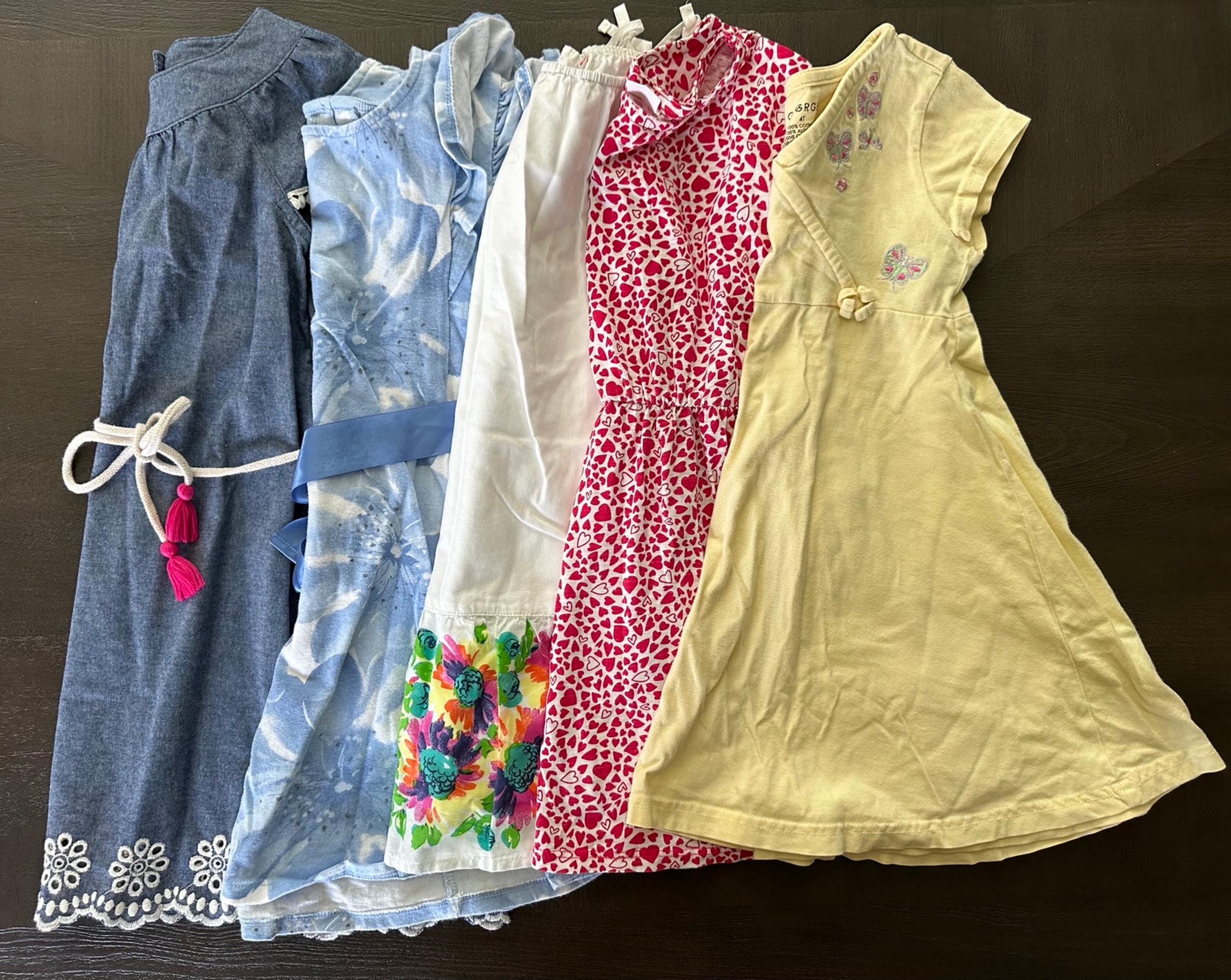 Bundle of 5 dresses size 4/4T