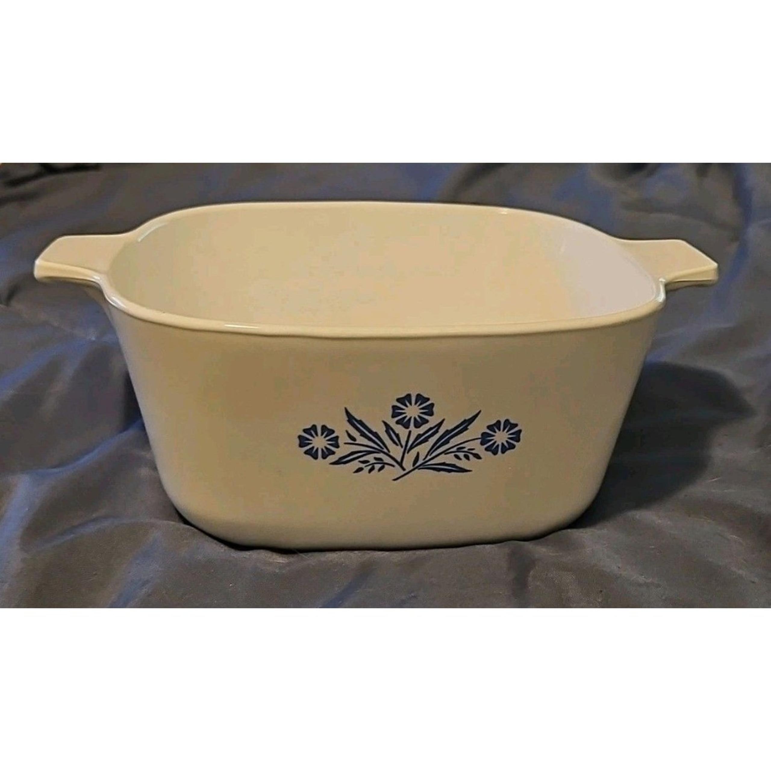 Vintage CorningWare Cornflower Blue Square 1.75 Quart Casserole Baking P-1 3/4-B