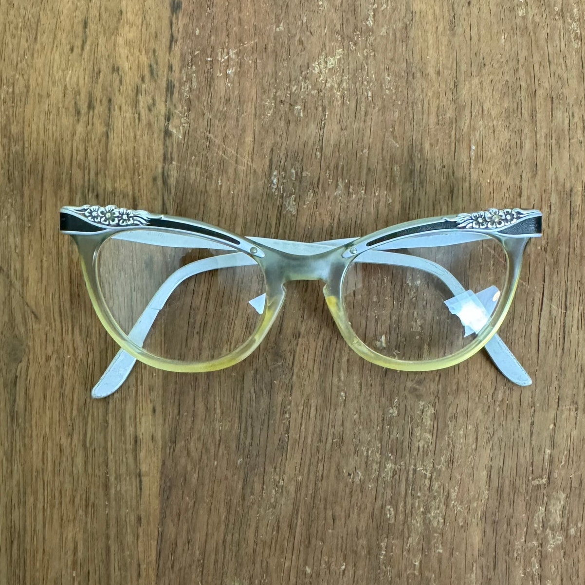 Vintage American Optical 1960s Women's Cat Eye Eyeglasses 44[]20 5.5 Aluminum