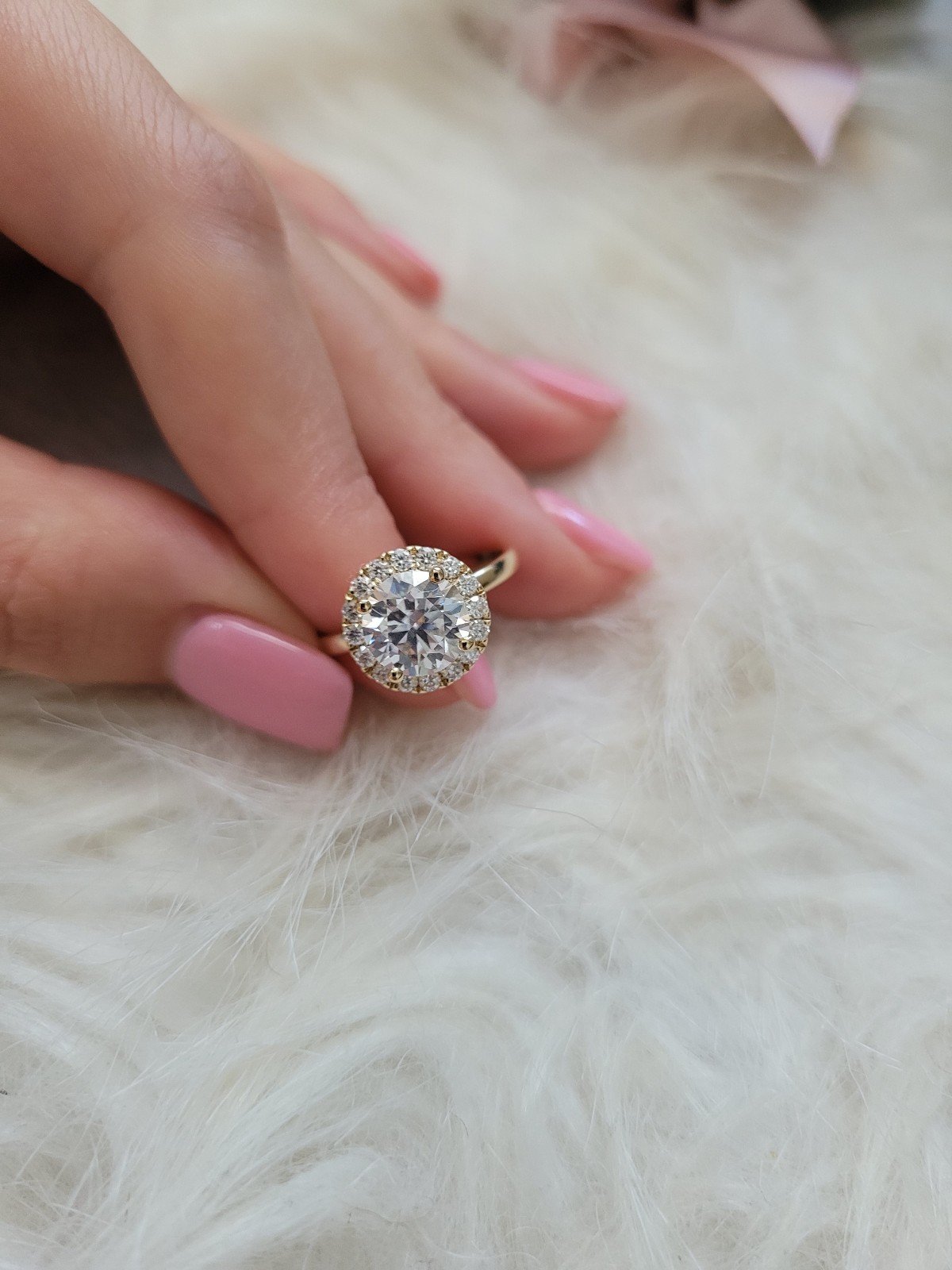 *SALE* 2CT Round cut Real Moissanite 14k solid Gold Engagement Ring Size 7