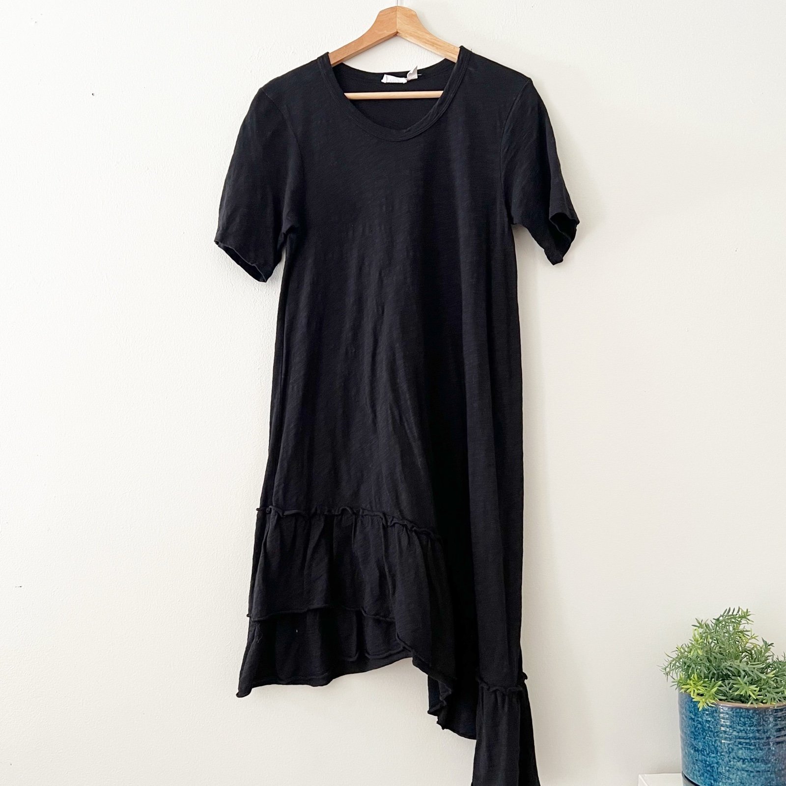 Wilt Black Short-Sleeve Shifted Henley T-Shirt Dress Size XS Asymmetrical. In go