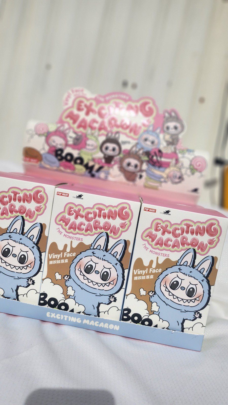 Full labubu macaron box