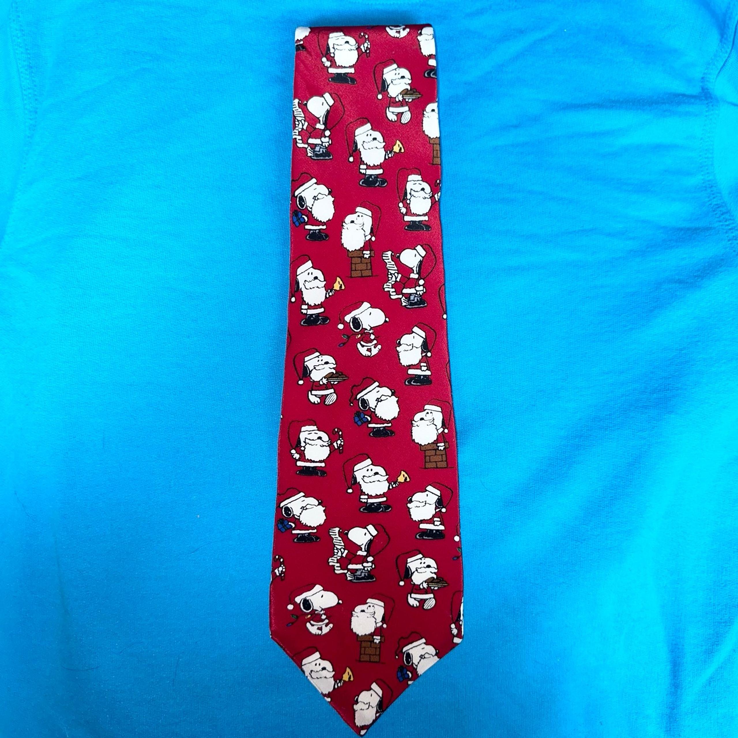 Vintage Peanuts Snoopy Christmas Santa Men’s Necktie 100% Silk USA