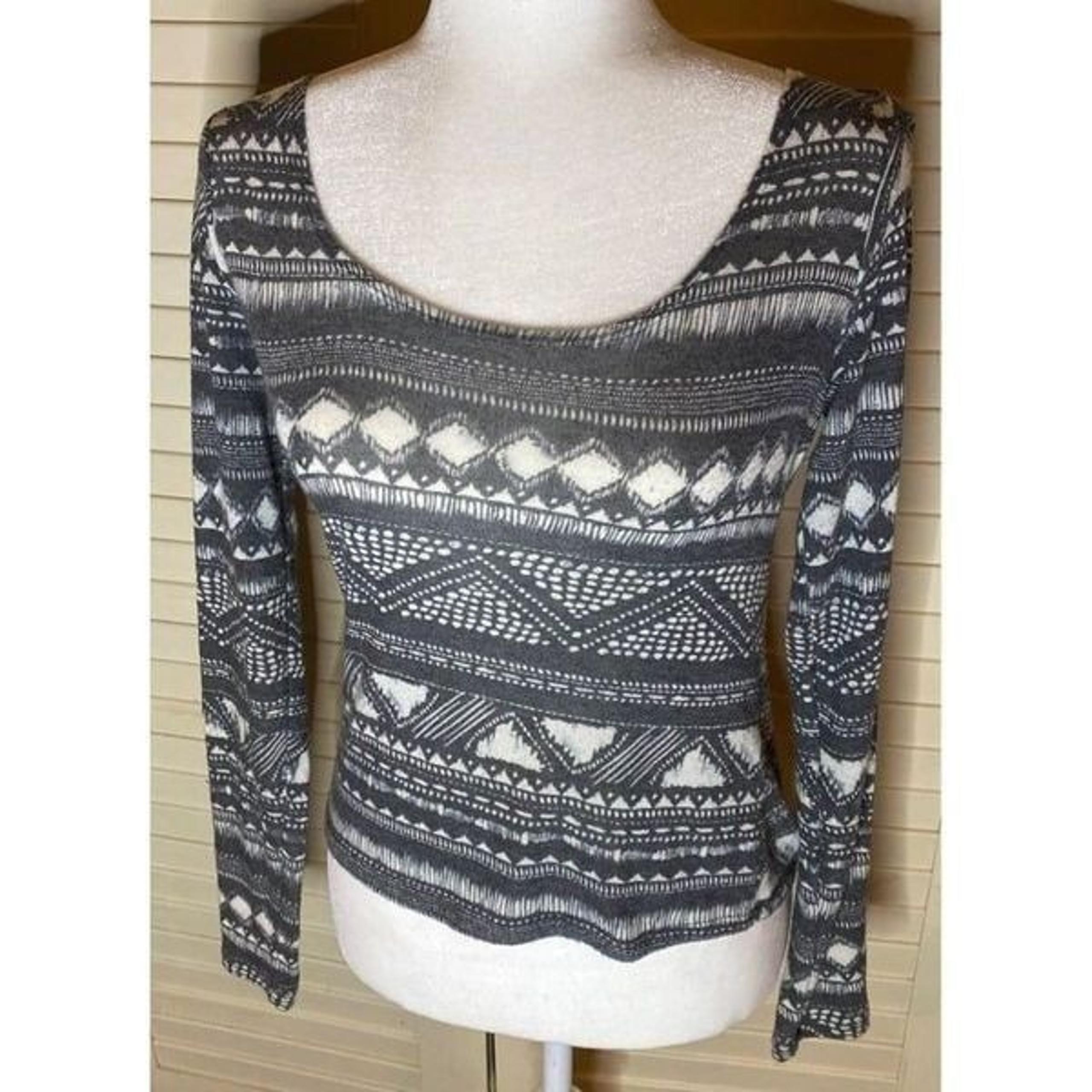 Mudd Cotton Top