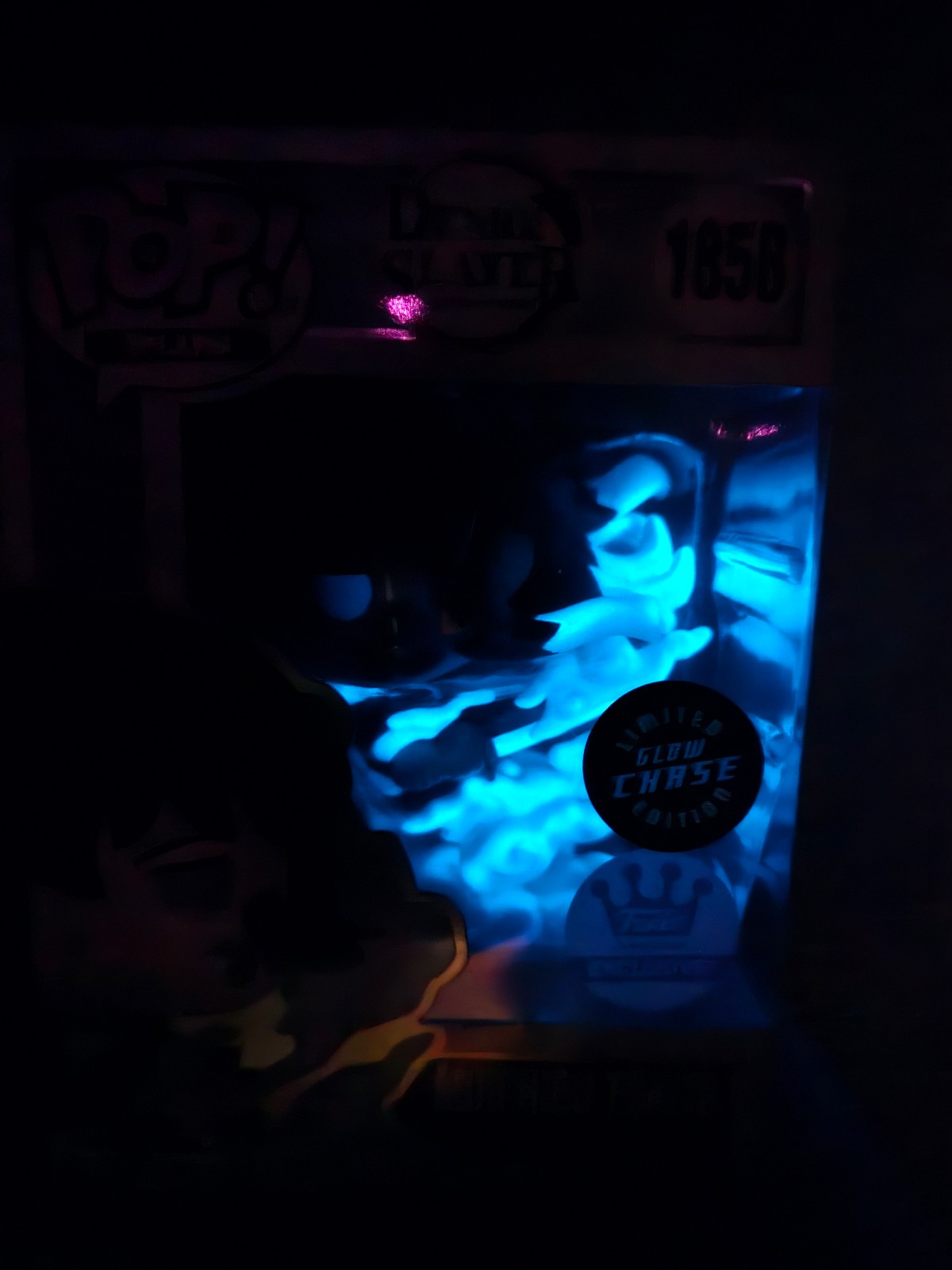 Demonslayer Muichiro Tokito Glow Chase Funko Pop