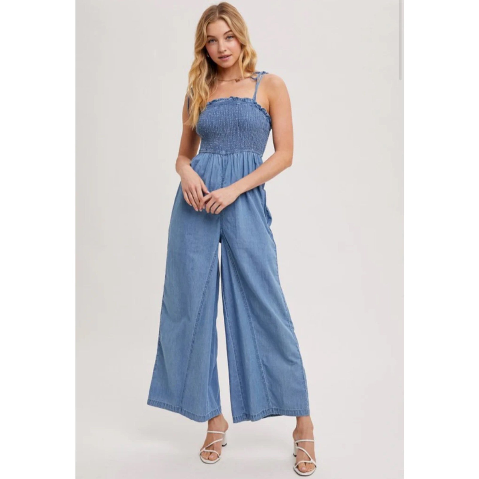 Bluivy size large NWT Smocked Denim Jumpsuit