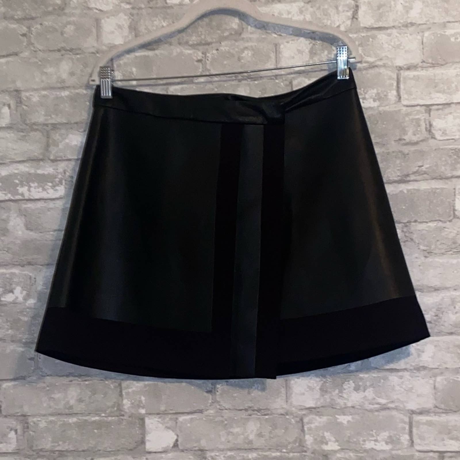 L.A.M.B by gwen stefani faux leather pleated mini skirt 12