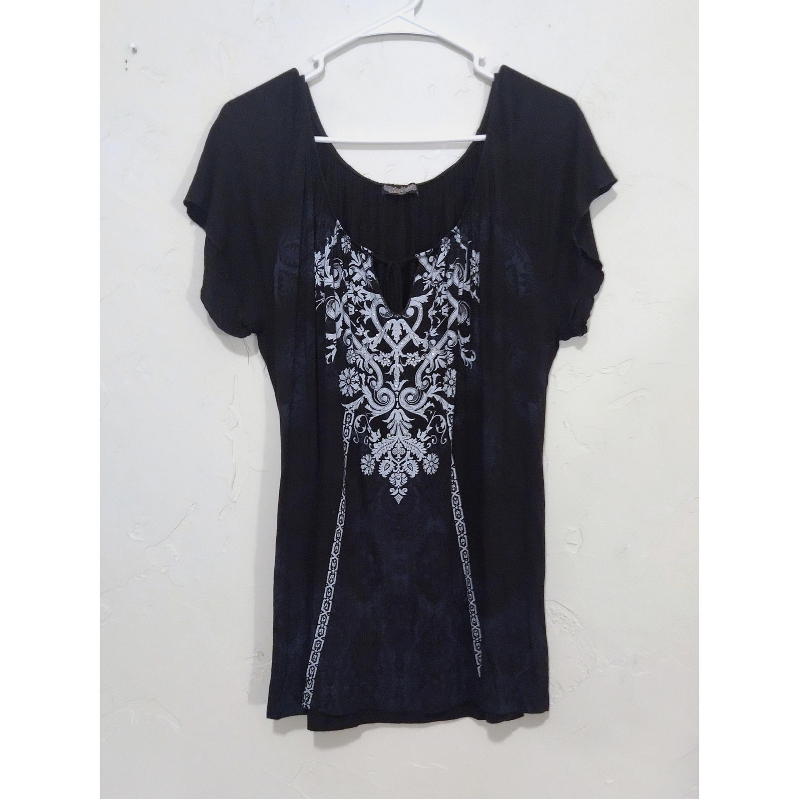 Vanilla Sugar Black Flowy Top
