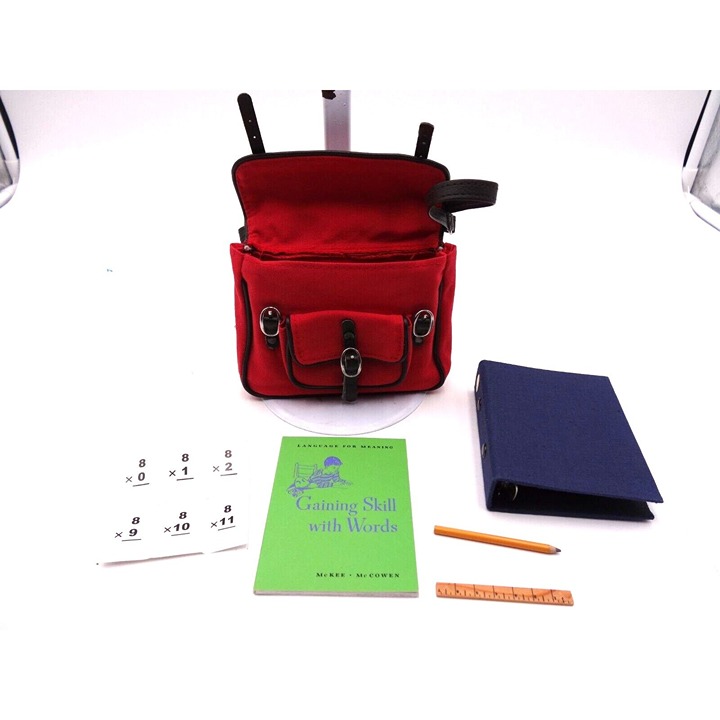 American Girl Pleasant Company MOLLY MCINTIRE Red School Bag Supplies Binder