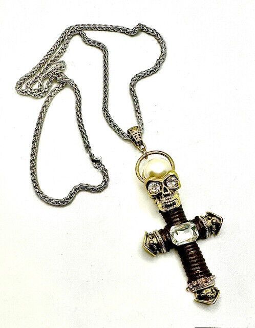 Skull Cross Pendant Necklace 28 NEW