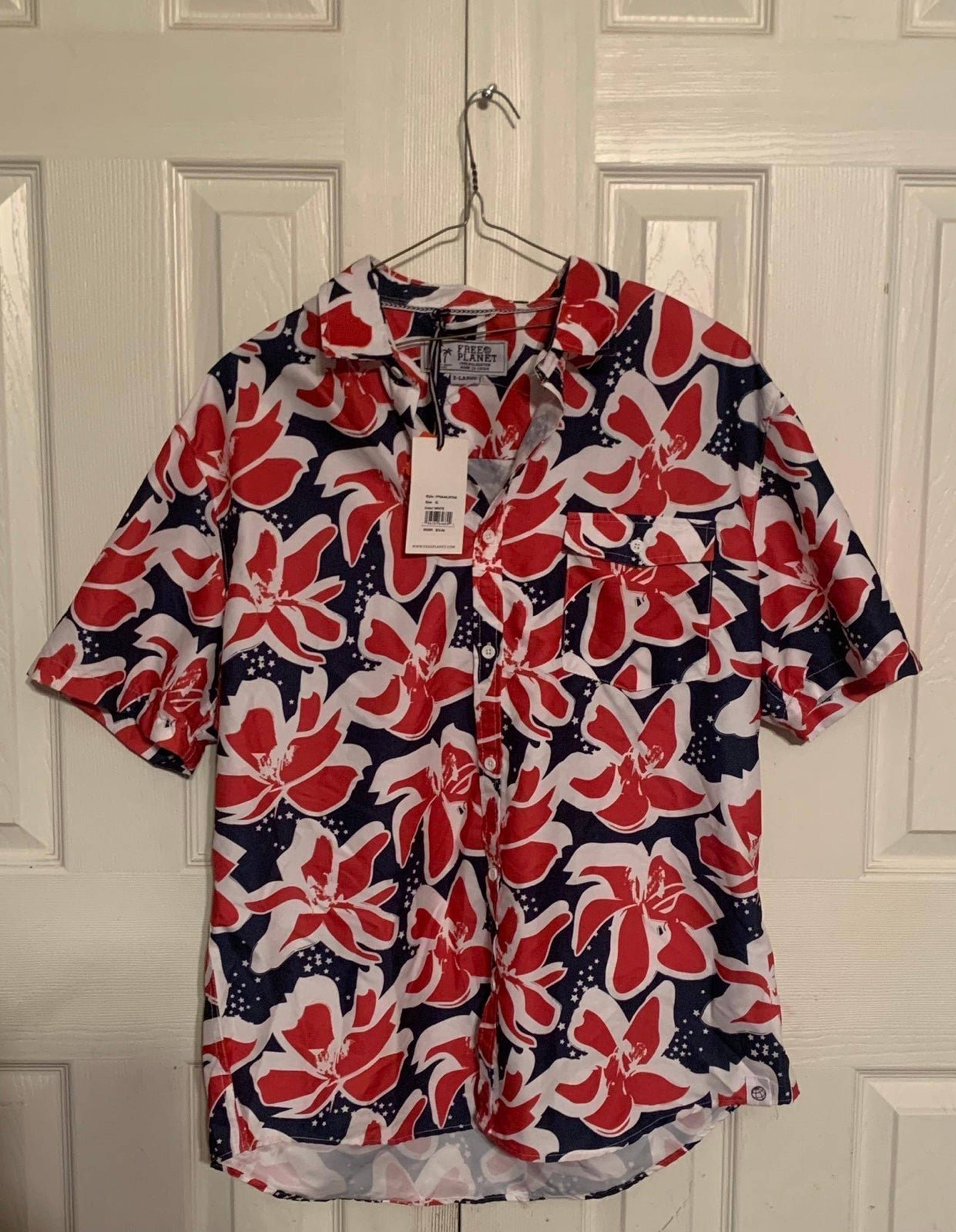 Mens XL Free Planet Stars & Stripes Hawaiian Button Down Shirt NWT