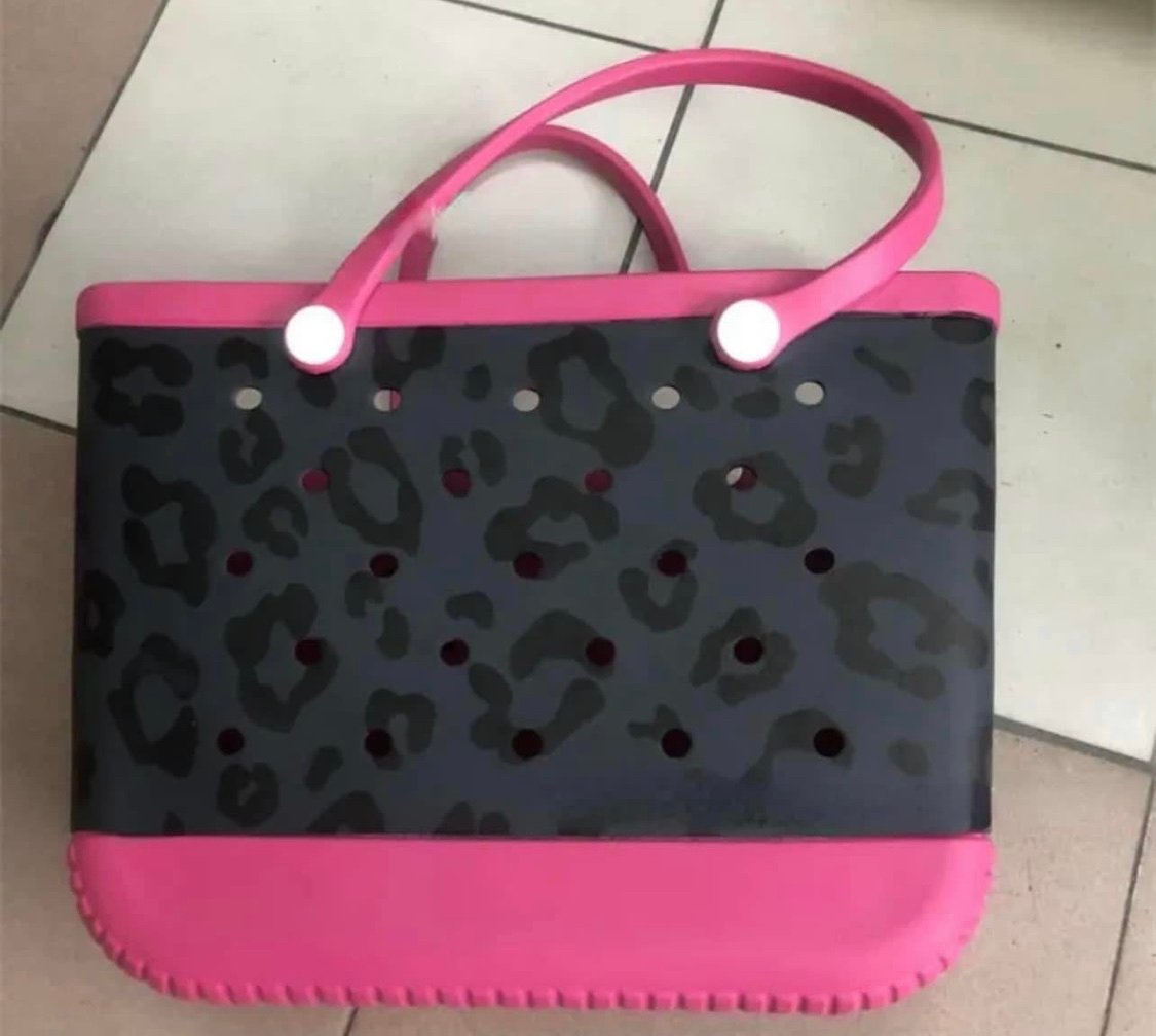 Tote bag 15 inches from side to side never been used