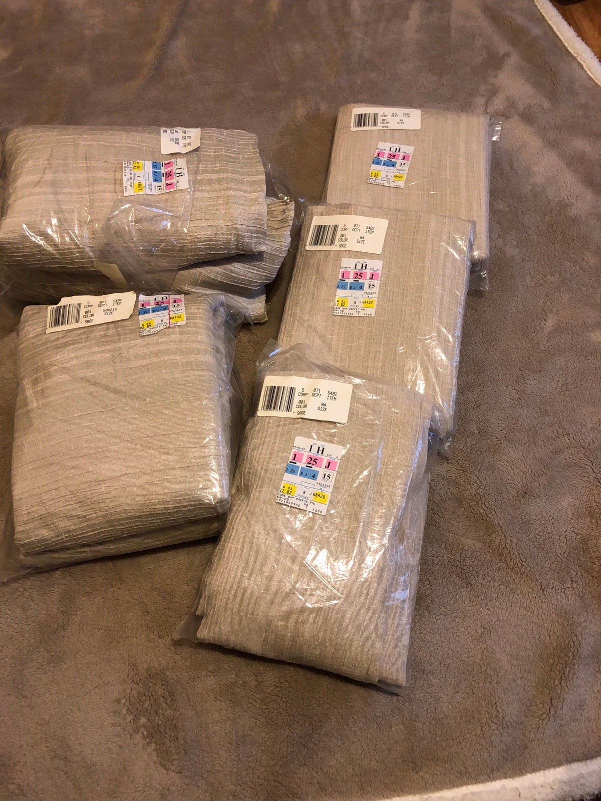 Lot of Three Sage Raffie Panels and Two Scarfs - NEW
