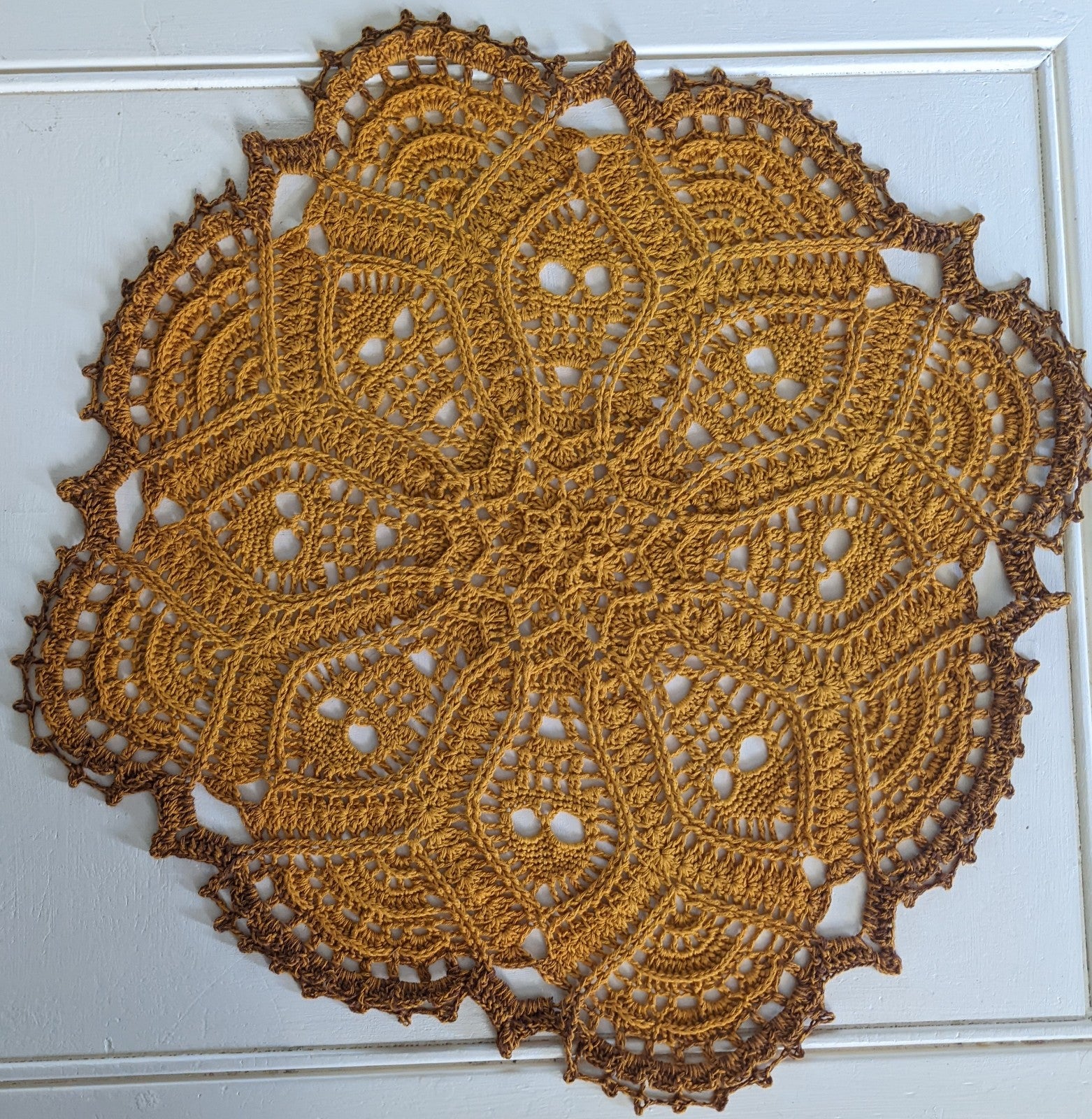 23 inch Skully Doily