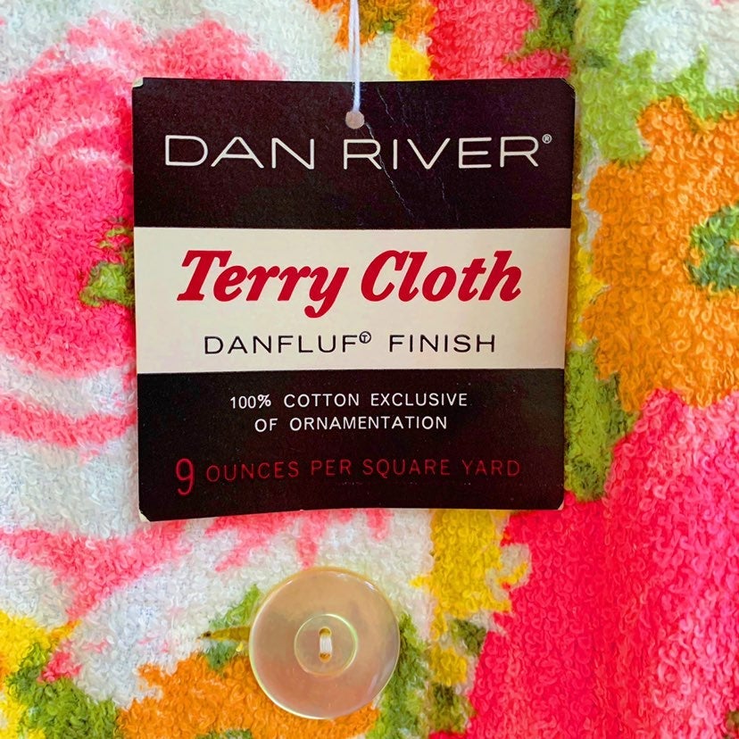VINTAGE DAN RIVER NIGHTGOWN/LINGERIE